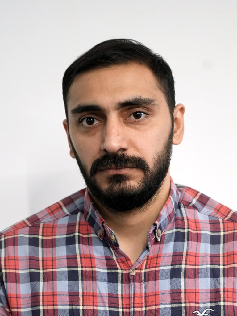مجتبی اکبری