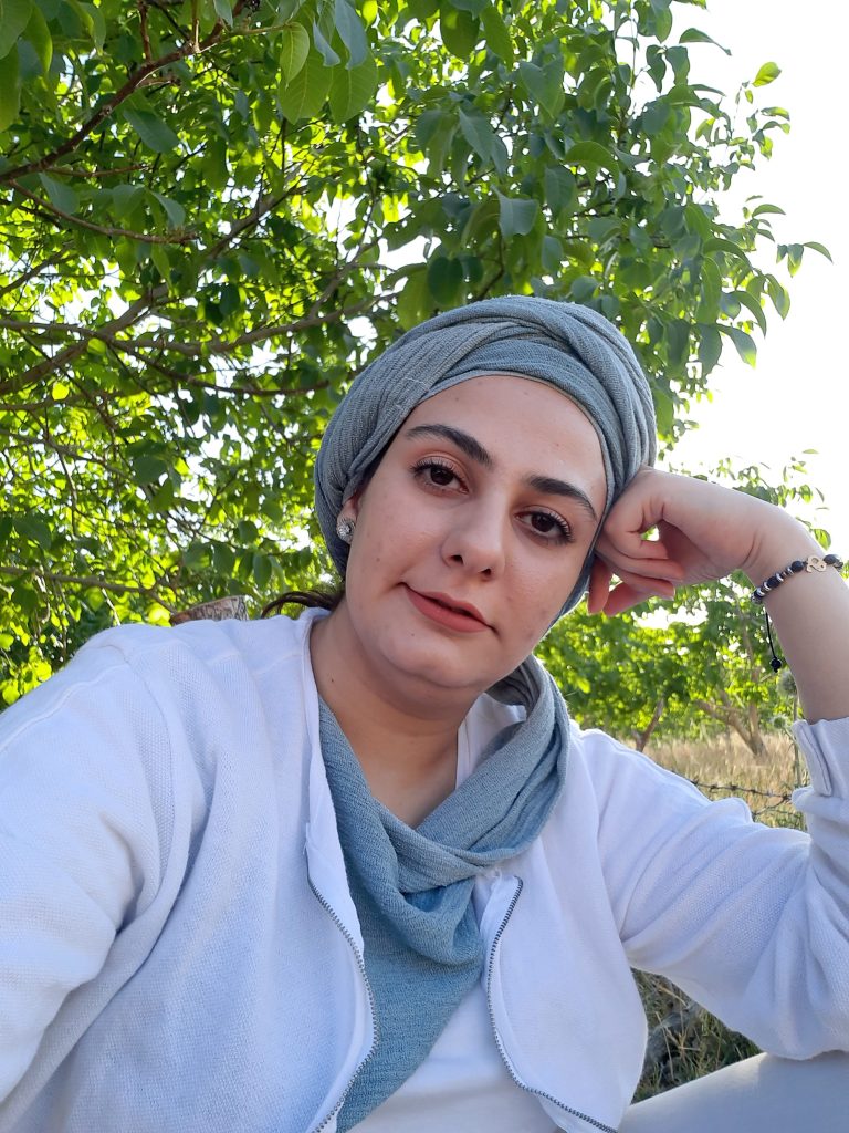 مهناز خورشیدوند