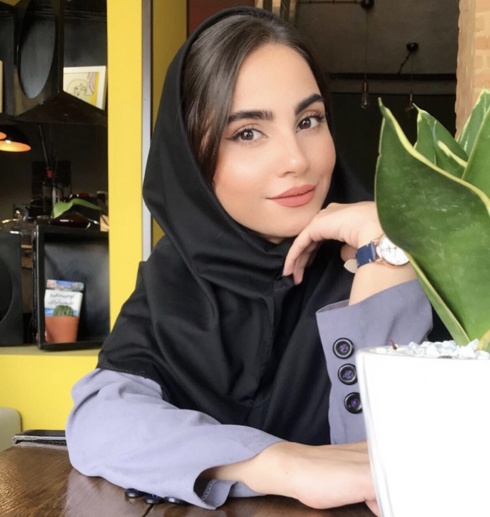 آلا حاتمی