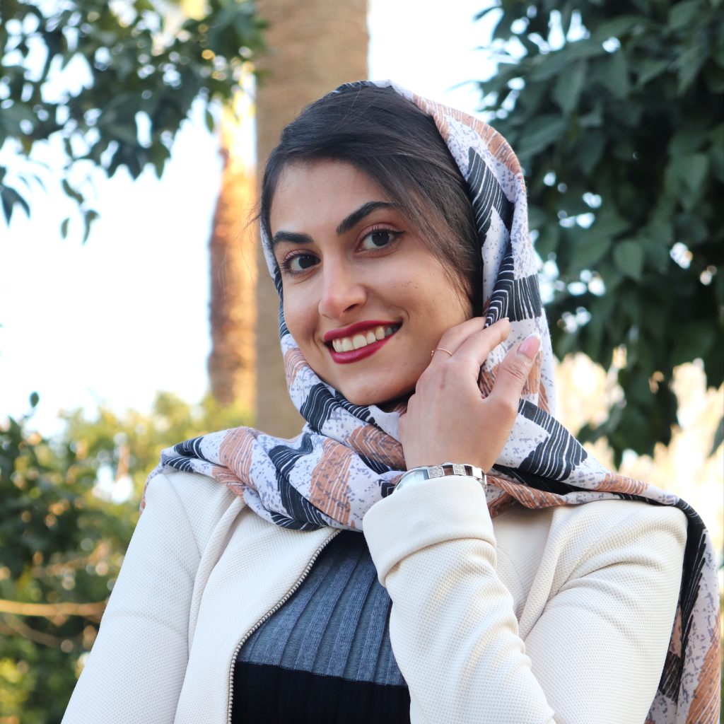 فروغ سادات باقری نیا