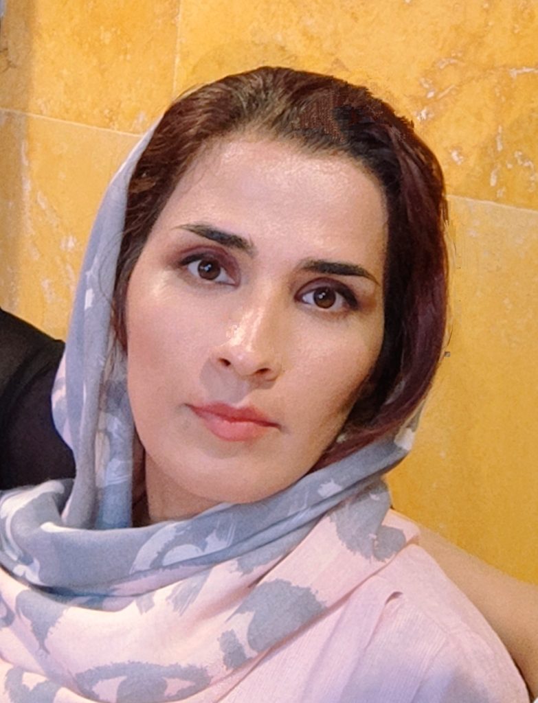 طاهره عباسی