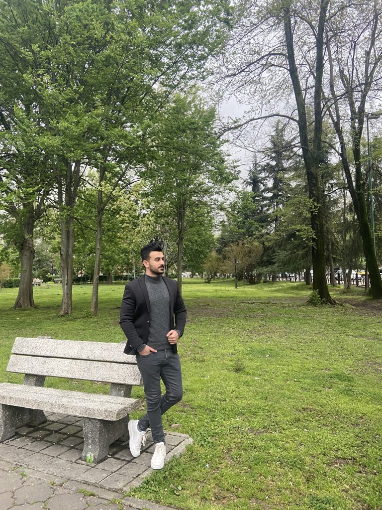میلاد نوشین زاده