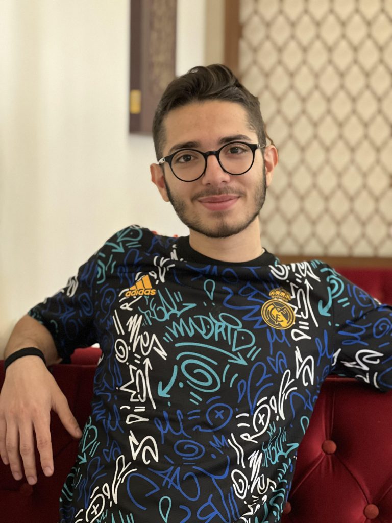 پویا حسن نژاد دانشمند