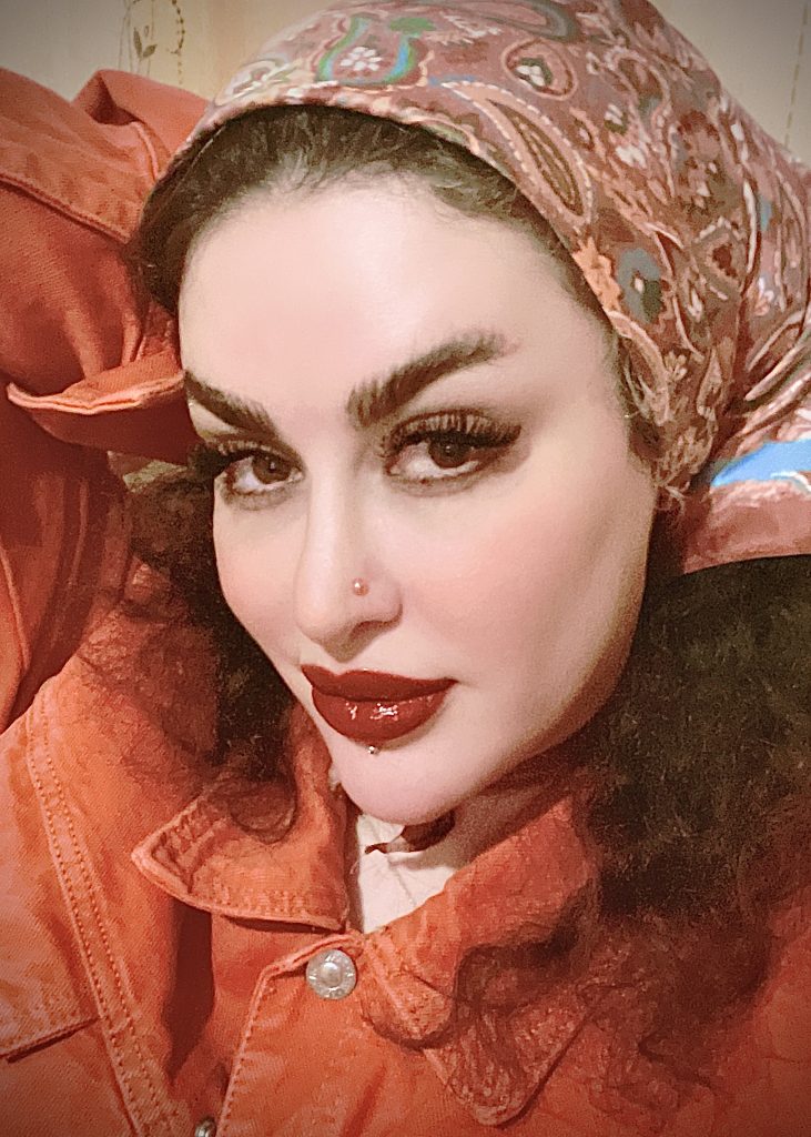 مهرناز مجللی