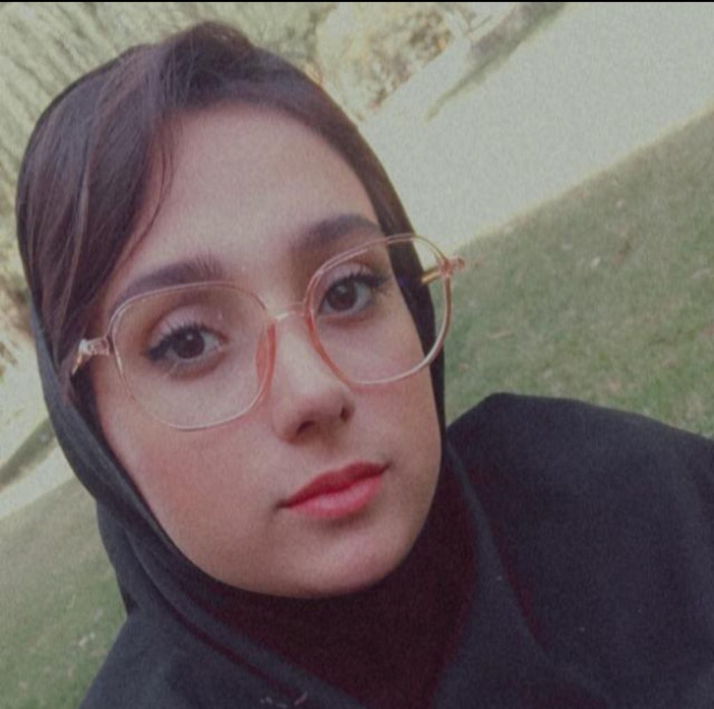ساغر داورپناه