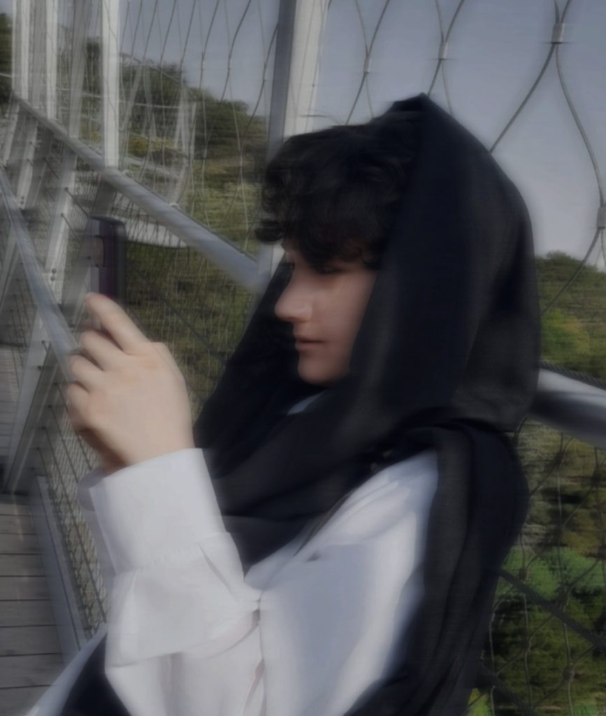 نرگس مظاهری