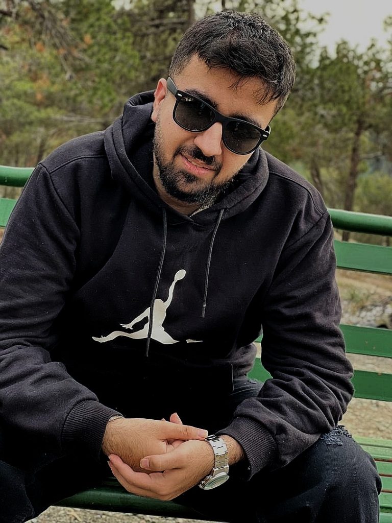 آرمان موسوی