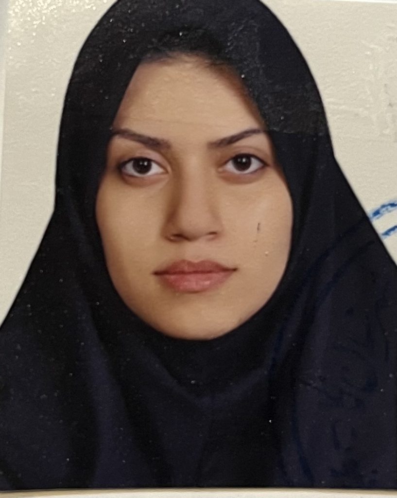 مهناز پاکزاد